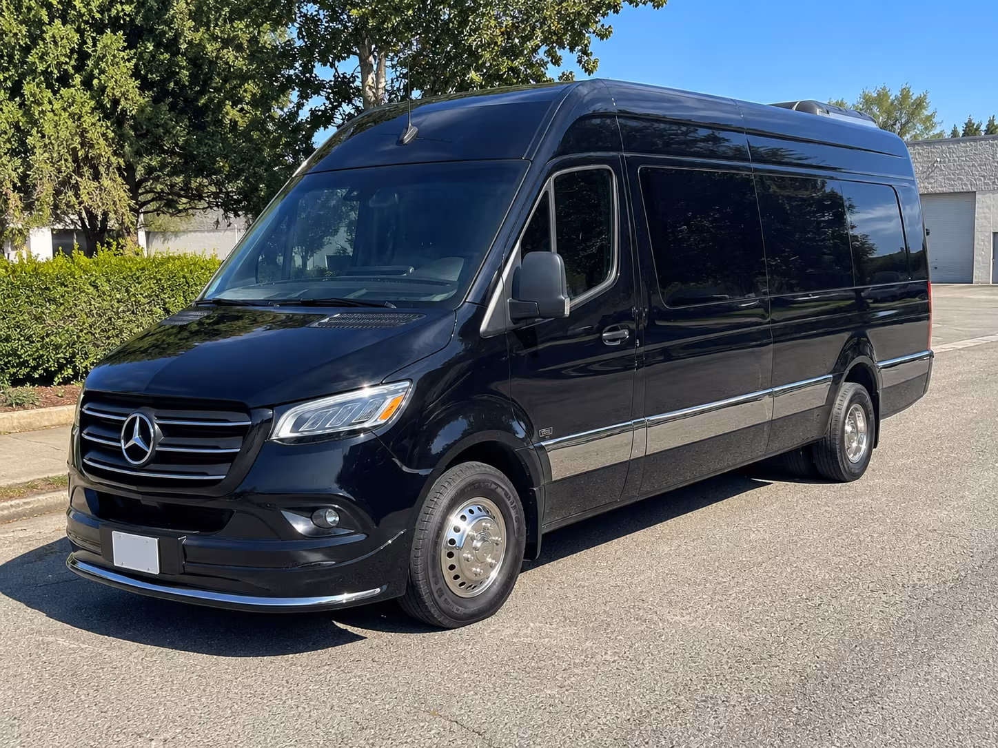 easily book transportation for your next corporate event 2