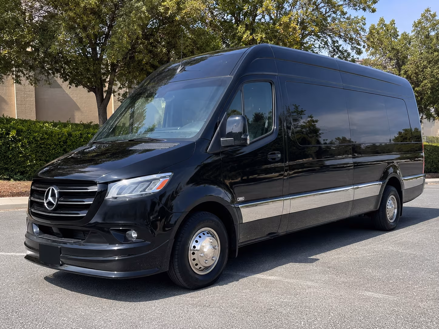 easily book transportation for your next private event 4