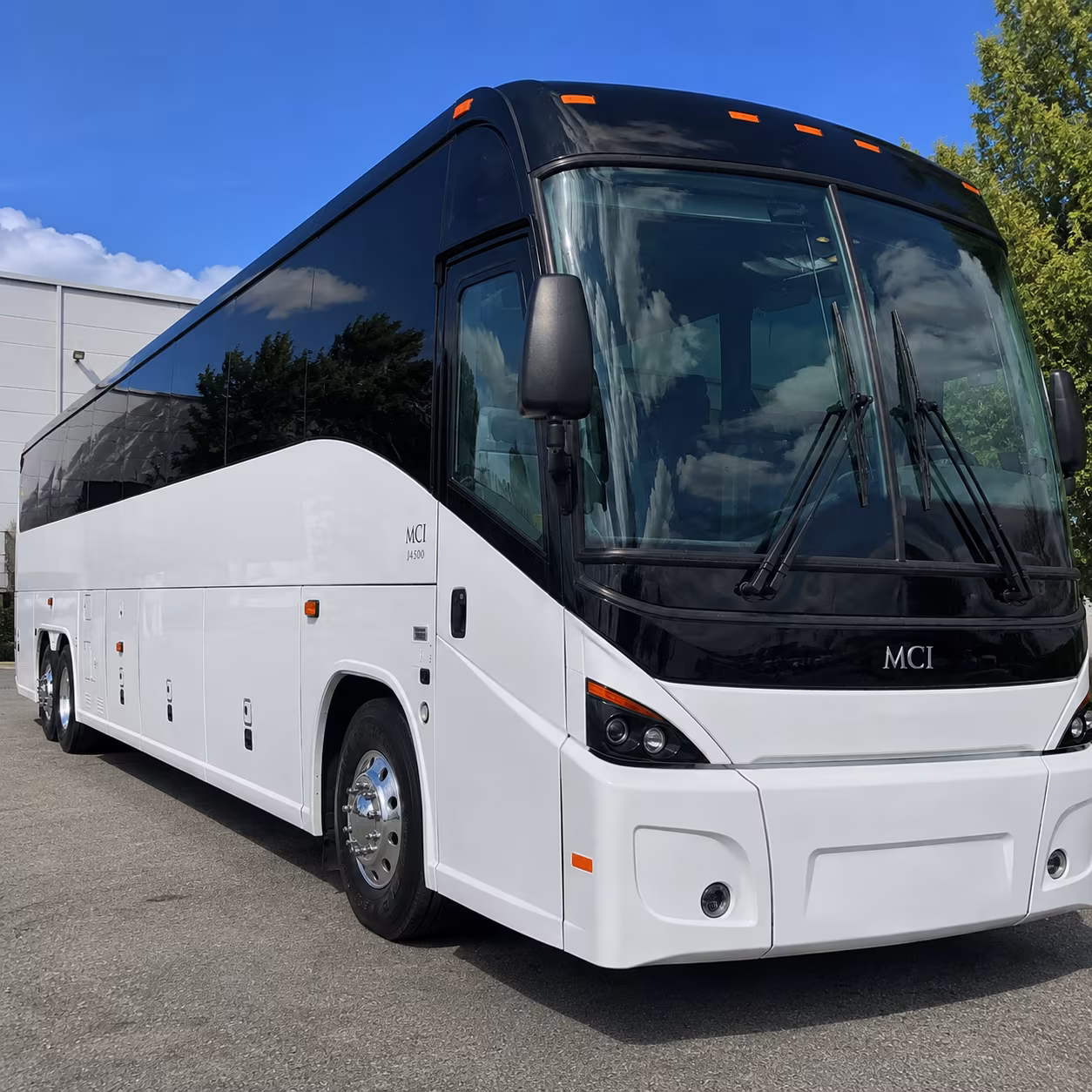 easily book transportation for your next prom 1