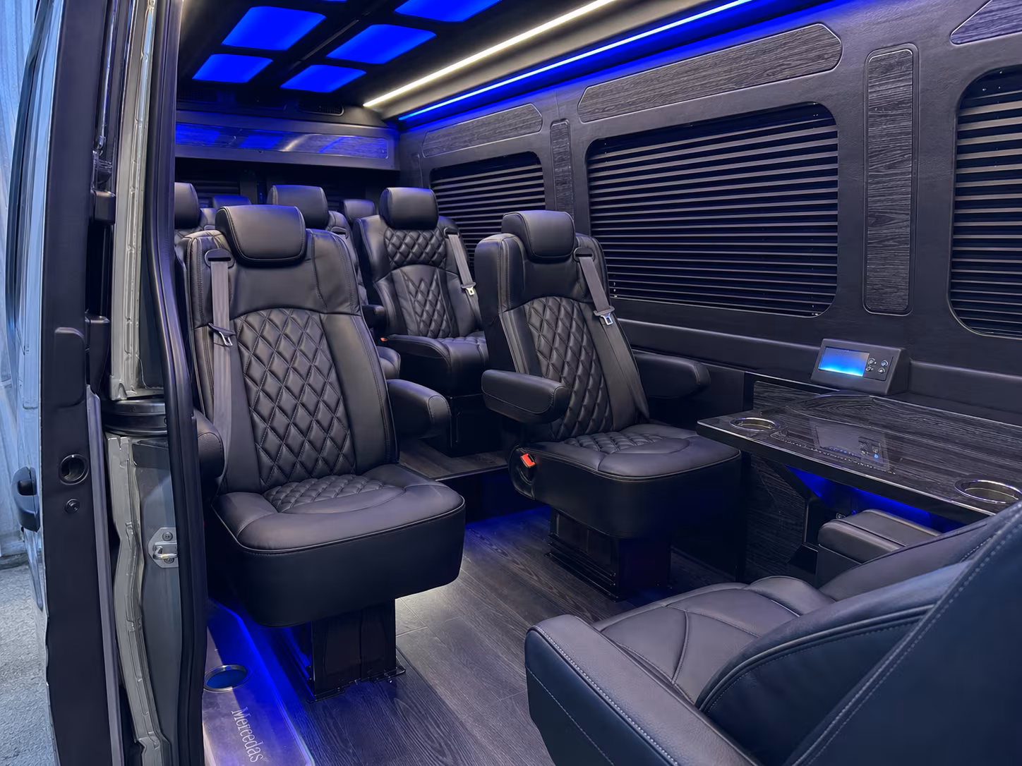 huntsville airport transportation onboard seating