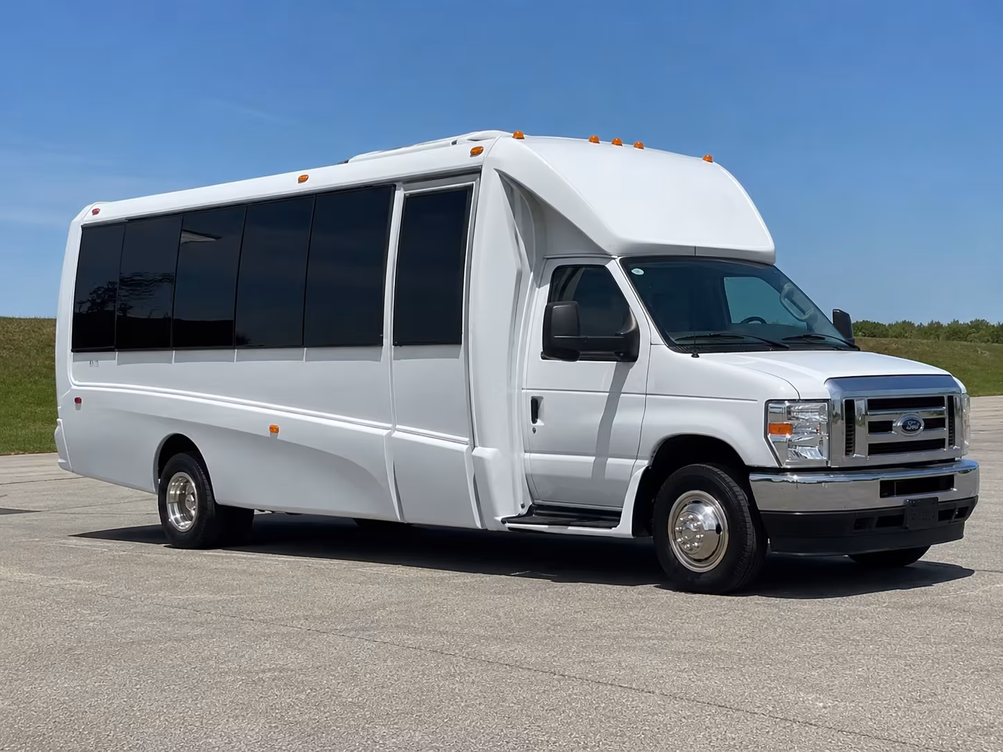 kids birthday party bus rentals for huntsville family groups