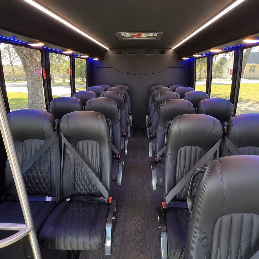 minibus and charter bus rentals for huntsville havoc hockey games