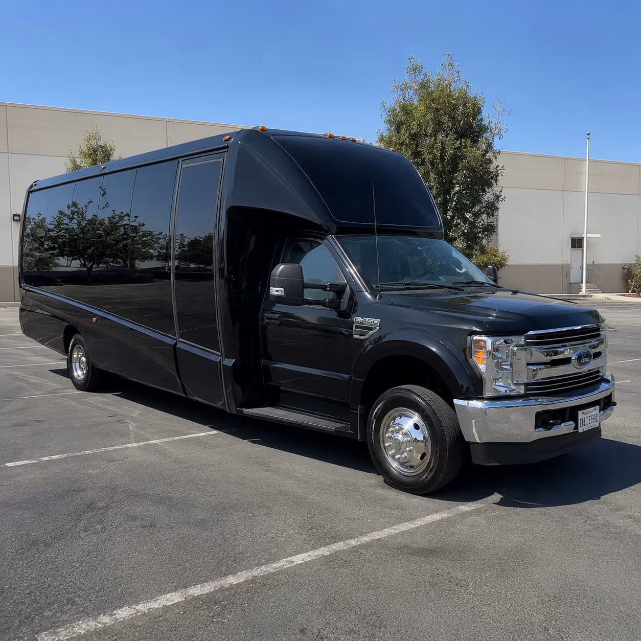 party buses and fan buses to uah chargers hockey and athletics events